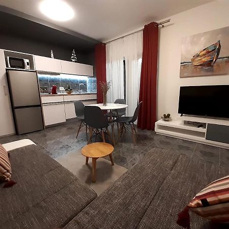 Solis Adriaticum Apartments Ясенице Экстерьер фото