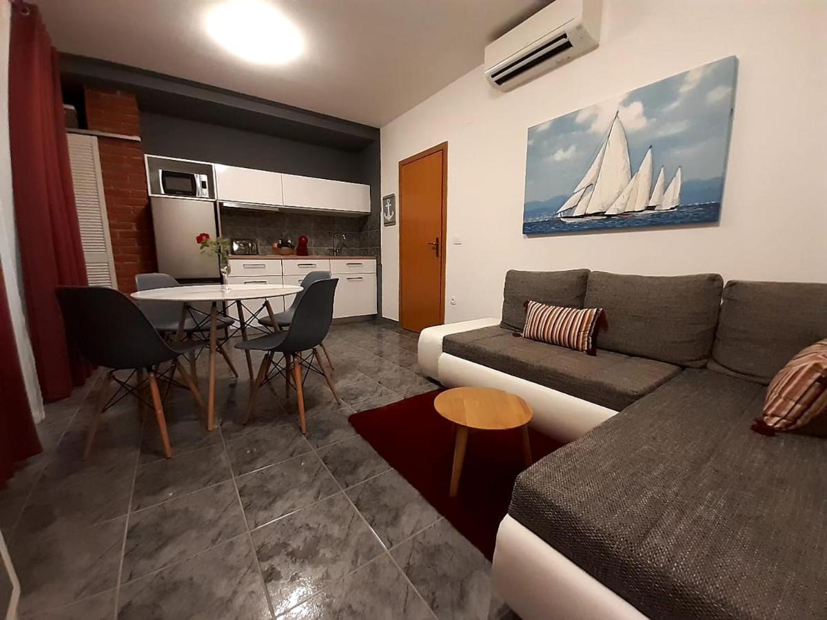 Solis Adriaticum Apartments Ясенице Экстерьер фото